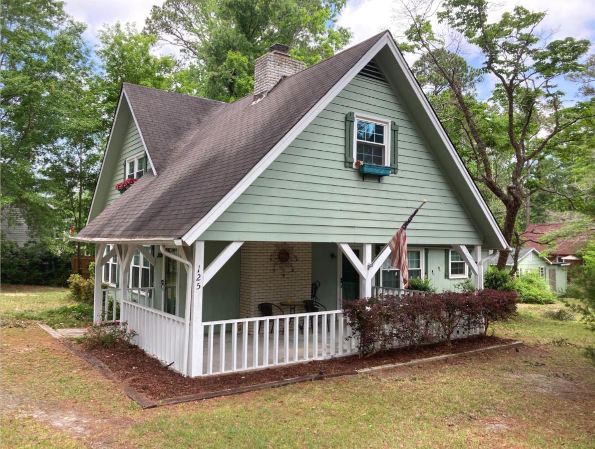 Cottage By The Beach Best Suited For Large Groups Wilmington Eksteriør billede